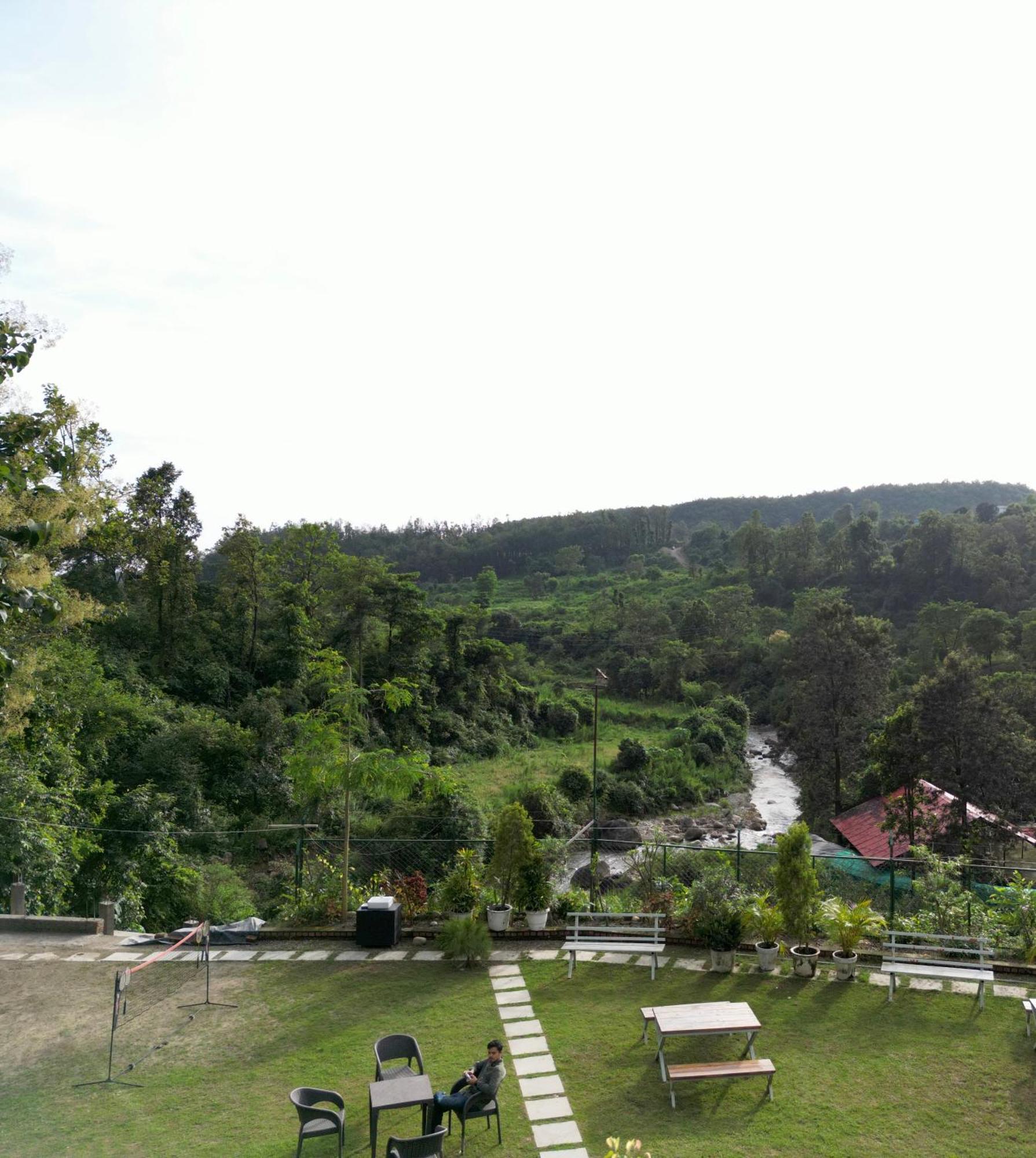 Saraiville- Luxury Riverside Cottages Dehradun Exterior photo